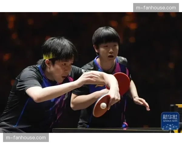 WTT新加坡大满贯混双决赛，中韩组合“莎头”直落三局夺冠